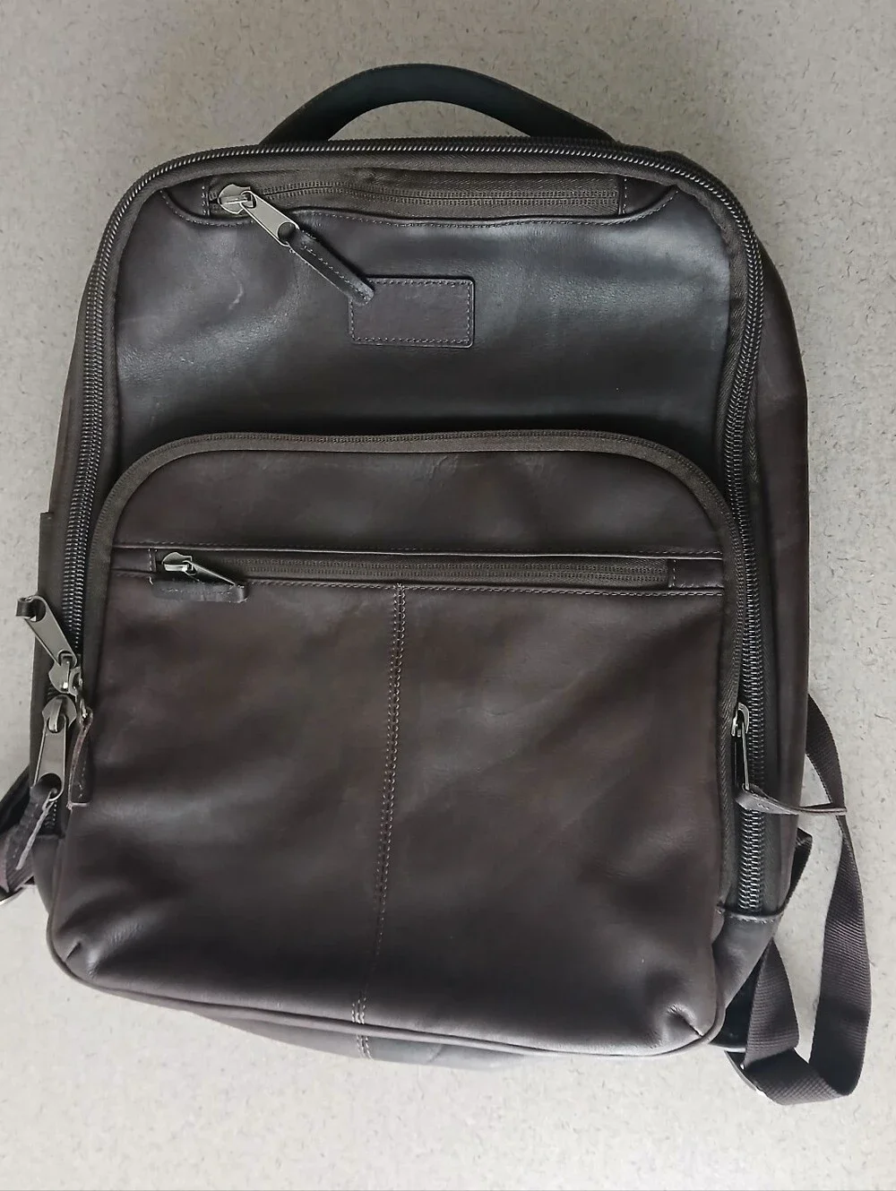 Renwick sleek brown